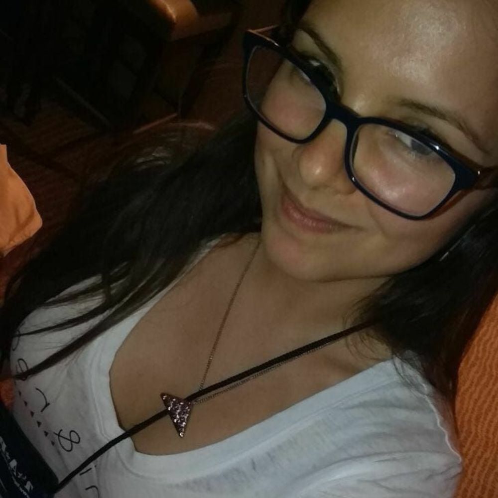 Meet your Posher, Candice